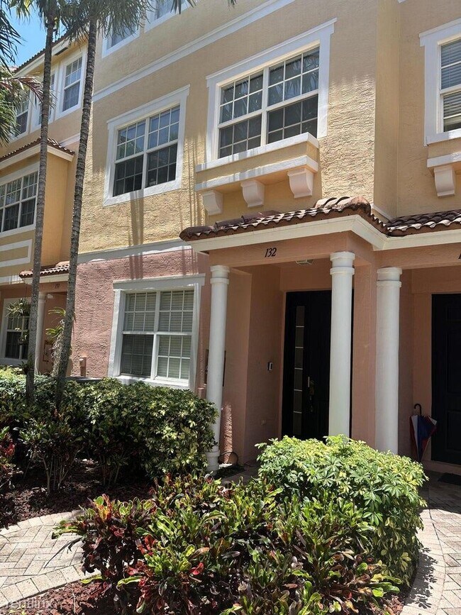 Building Photo - 3 br, 2.5 bath House - 132 Harbors Way