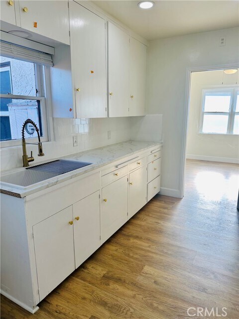 Building Photo - 3750 Myrtle Avenue