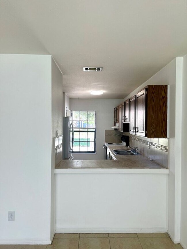 Foto del edificio - Eastern PSL Villas of Village Green
