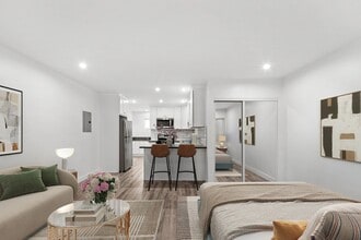 Building Photo - 1240 W 29th St