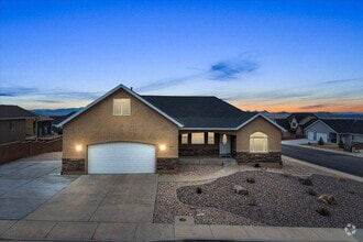 Building Photo - 2367 Monarch Cir