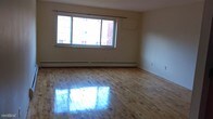 Primary Photo - 105 Sherbrooke Ave