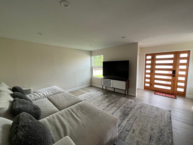 Foto del edificio - 1427 Walgrove Ave