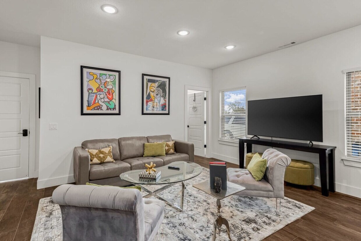 Foto principal - 2606 SW Livingston Square