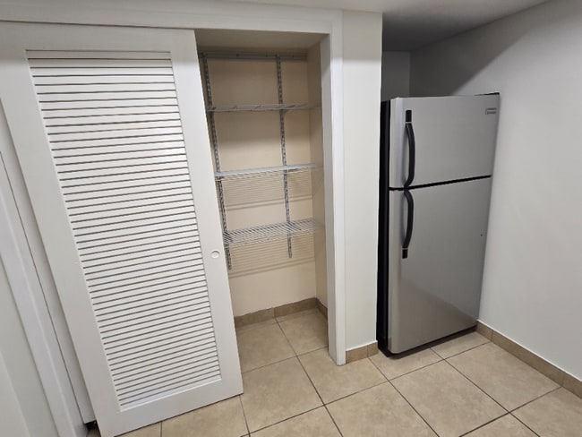 Photo - 8302 Bardmoor Blvd (Largo, FL) Apartment