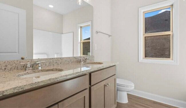 Building Photo - 117 Fall Mdw Dr