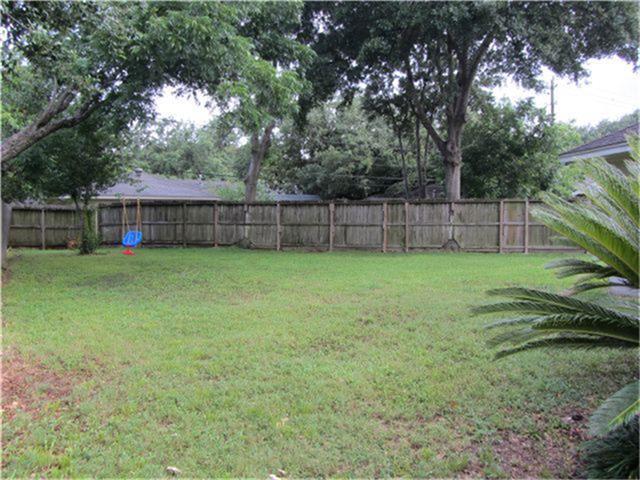 Building Photo - 7815 Small Leaf Cir