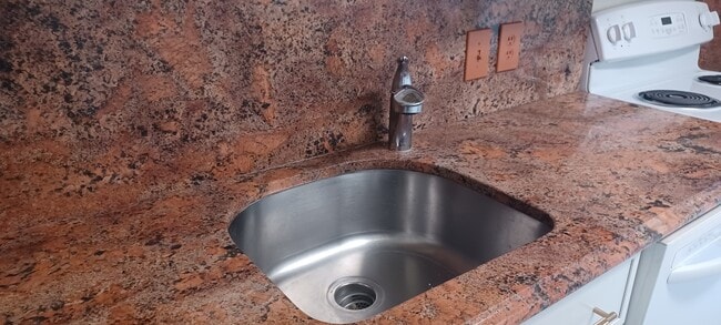 Photo - 2311 Pimmit Dr Apartment