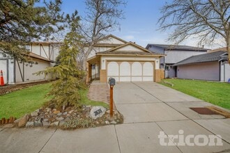 Building Photo - 2635 Rayma Ct