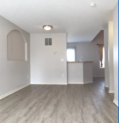Building Photo - 2680 Sawmill Reserve Dr