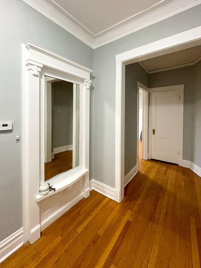 Foto del edificio - 4304 N Lincoln Ave