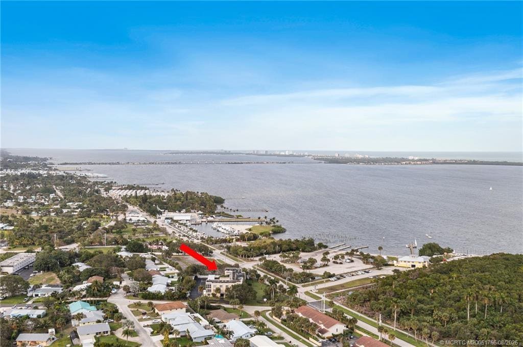 Primary Photo - 1950 NE Indian River Dr