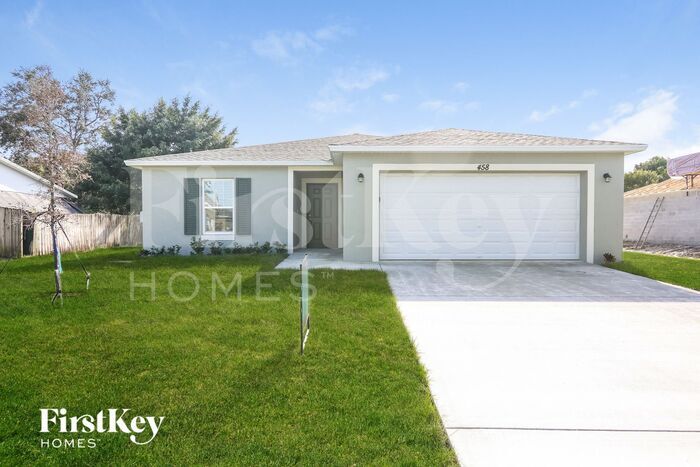 Foto principal - 458 Southwest Kabot Avenue