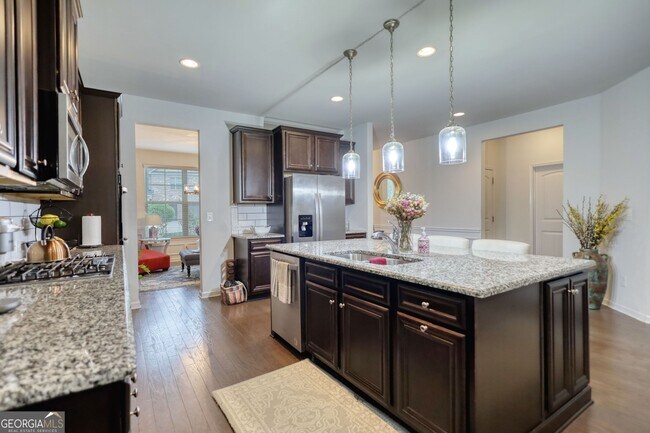 Building Photo - 164 Madison Grace Ave