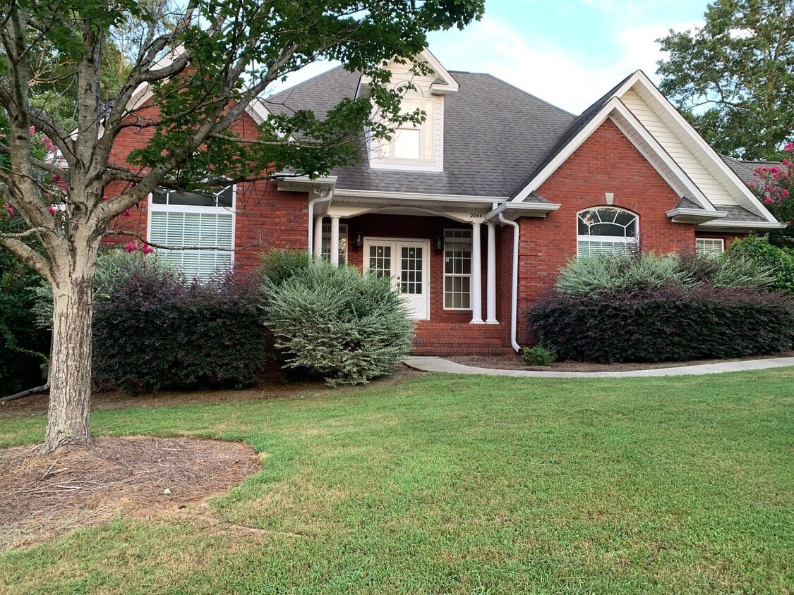 2044 Watercrest Dr, Auburn, AL 36830 House Rental in Auburn, AL