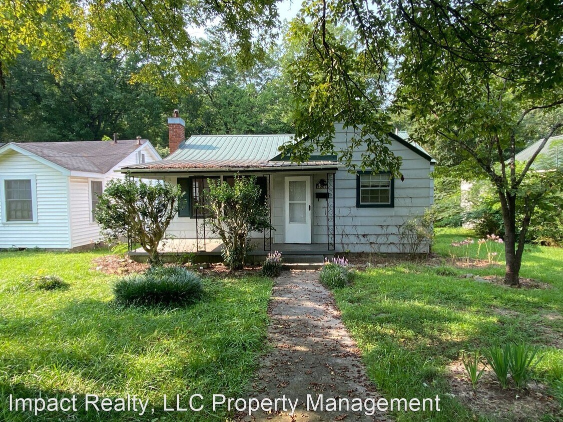 2 br, 1 bath House 1207 State St House Rental in Gadsden, AL