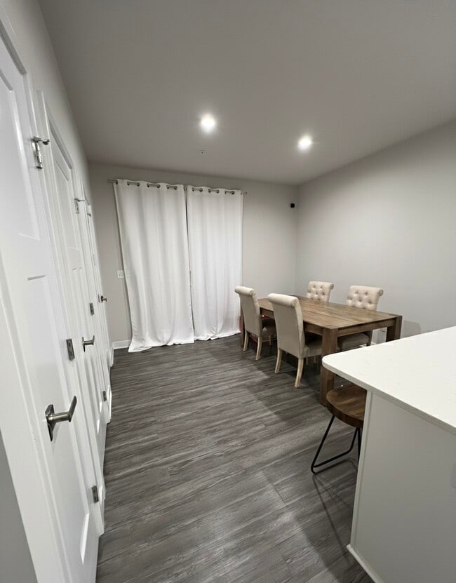 Foto del edificio - 342 Music Hall Way