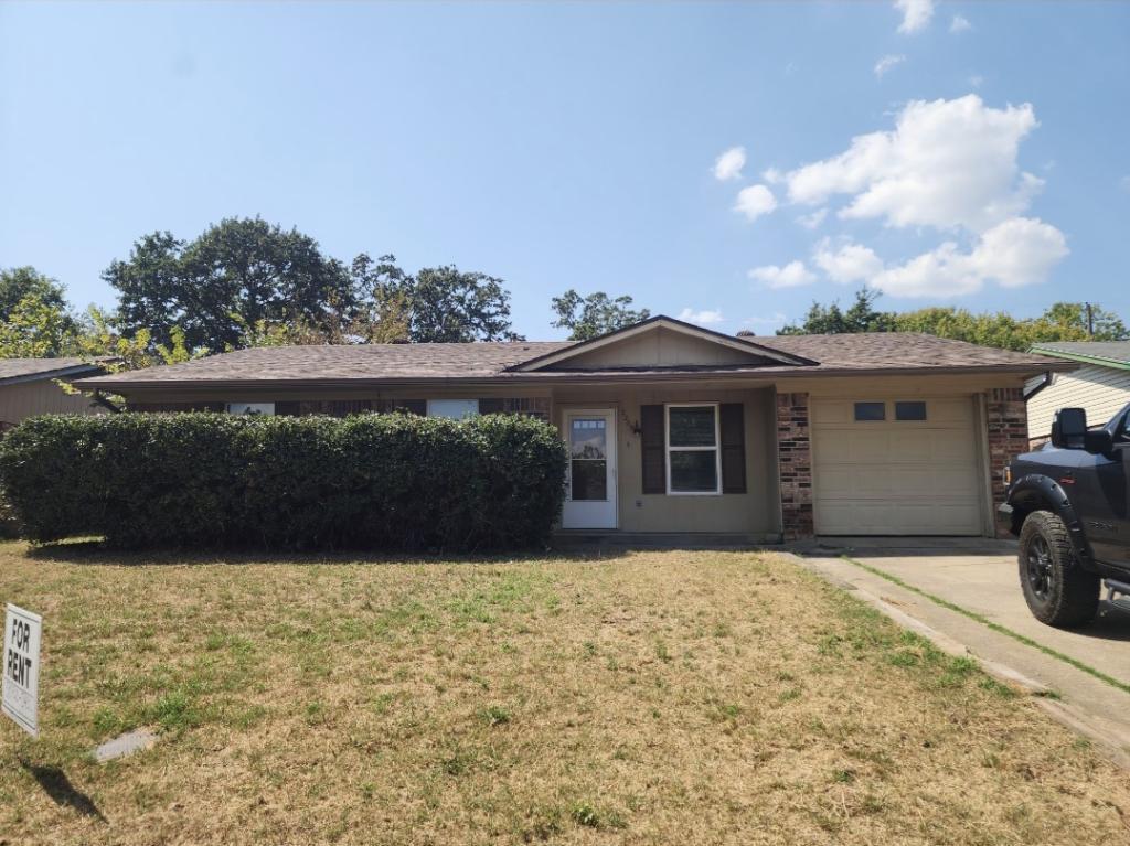 Foto principal - 2209 Hillcrest Ct