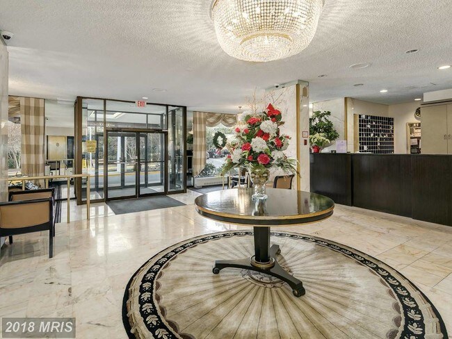 lobby - 11801 Rockville Pike