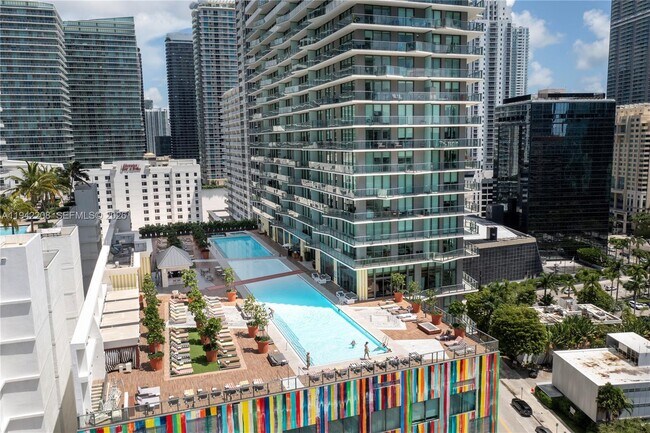 Building Photo - 1300 S Miami Ave