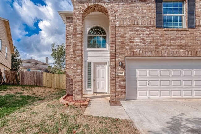 Building Photo - 18485 Sunrise Oaks Ct