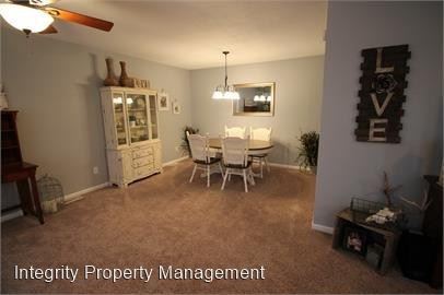 Foto del edificio - 3 br, 1 bath House - 16870 Lakewood Drive