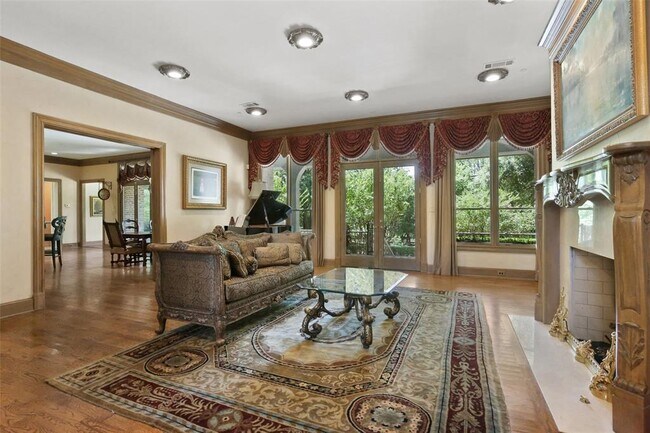 Foto del edificio - 3513 Twin Lakes Way