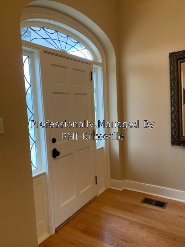 Foto del edificio - 2333 Dandridge Ave