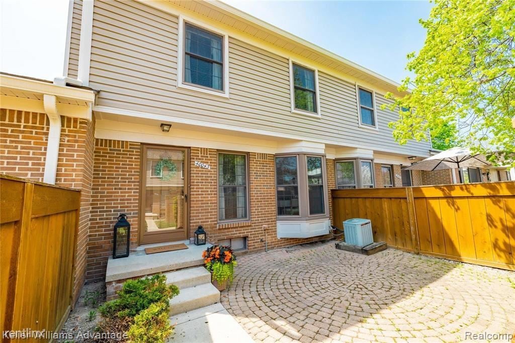 Foto del edificio - 2 br, 1.5 bath Townhome - 40043 Crosswinds