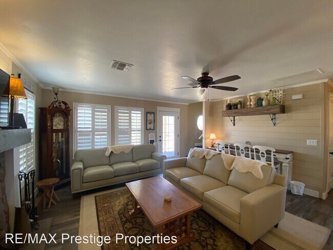 Building Photo - 3 br, 2 bath House - 3146 E Bandit Way