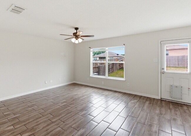 Foto del edificio - Charming 3-bedroom, 2-bath home located in the gated community of Southern Hills!
