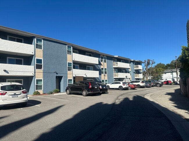 Building Photo - Reflections at Sepulveda