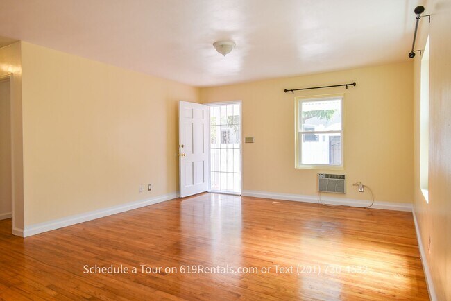 Foto del edificio - 3 Bedroom, 2 Bath House on Shared Lot