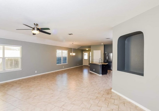 Building Photo - 4816 Samsel Falls