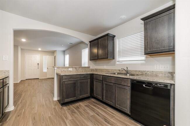 Building Photo - 13549 White Ibis St
