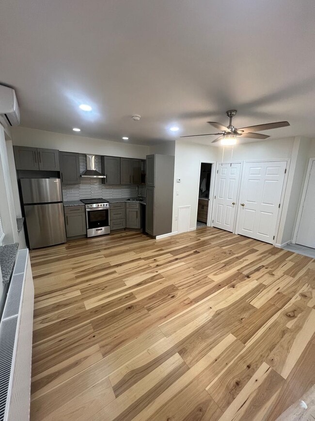 Photo - 1100 Lincoln Ave Apartment