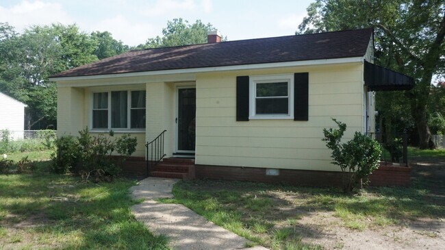 Building Photo - 5103 Catalpa Rd
