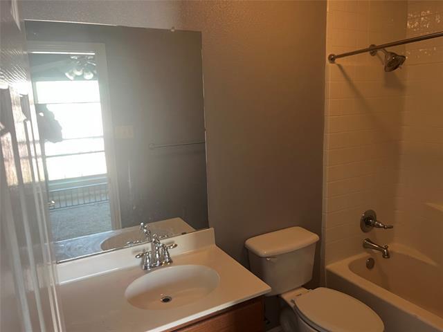 Foto del edificio - 213 S Magnolia St