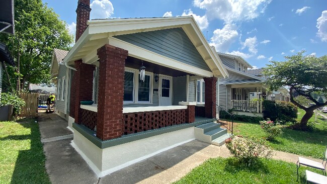 Foto del edificio - 1210 Carlisle Ave