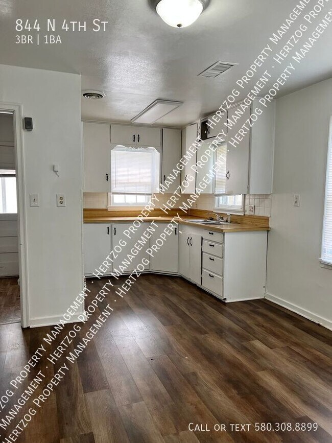 Foto del edificio - 844 N 4th St