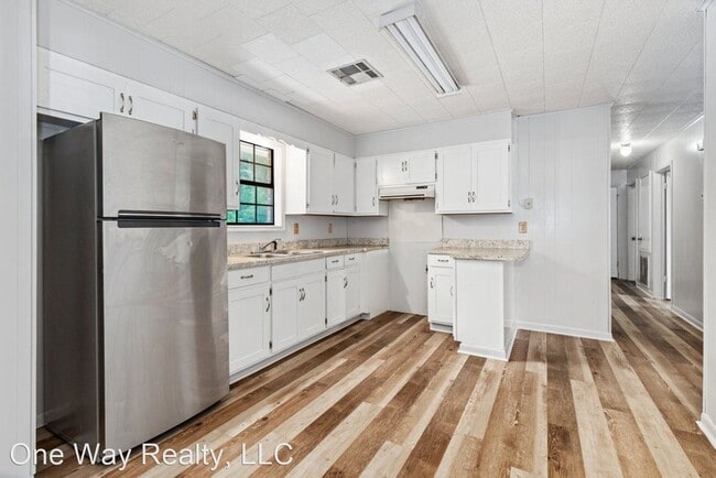 Building Photo - 3 br, 2 bath House - 1613 Scott Blvd
