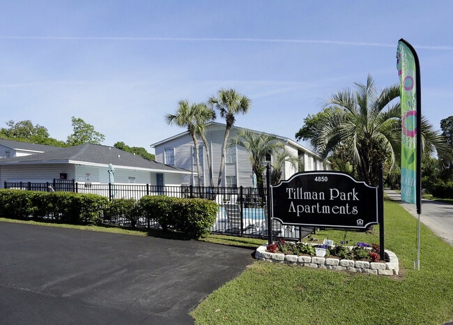 Apartamentos Tilman Park, Mobile, Alabama, foto principal - Tillman Park Apartments