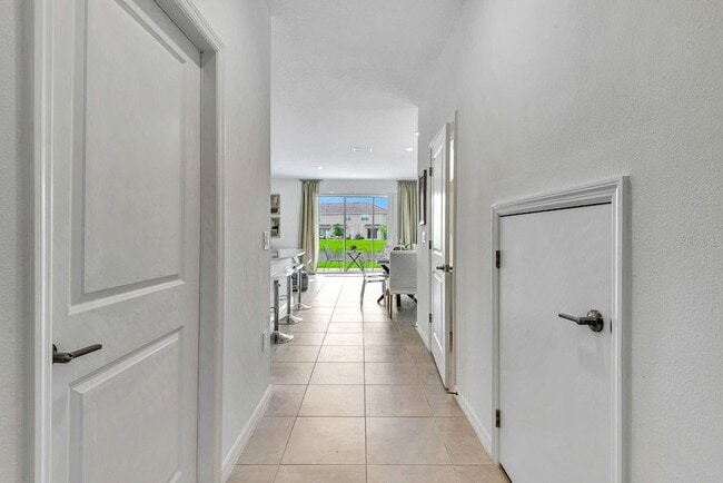 Building Photo - 5715 Archipelago St