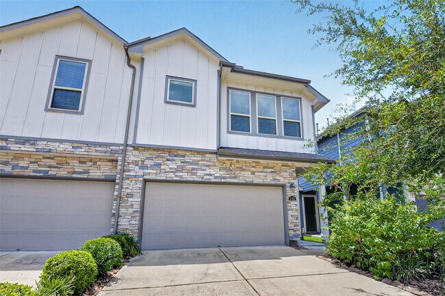 Building Photo - 4743 Glen Isle Dr