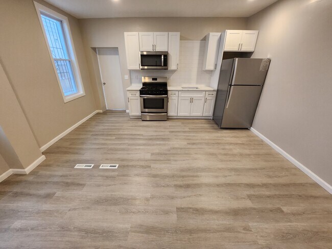 Foto del edificio - 346 W Queen Ln