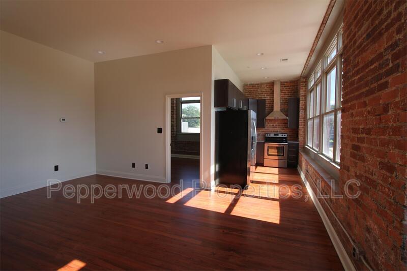 Foto principal - 149 S Daniel Morgan Ave