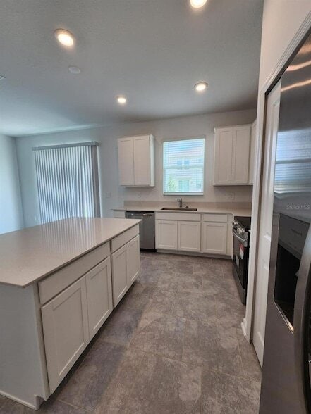 Building Photo - 3258 Laurent Lp