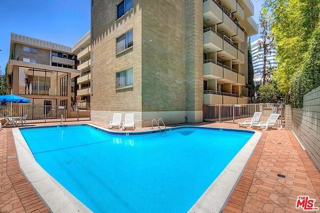 Building Photo - 1300 Midvale Ave