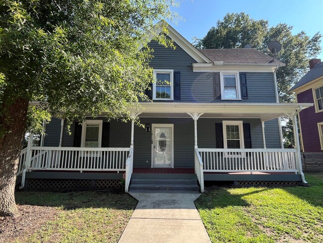 Photo - 1810 Vale Street House