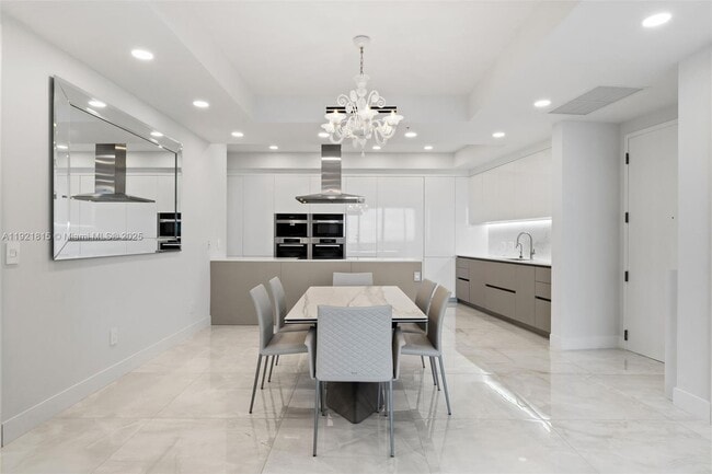 Building Photo - 18201 Collins Ave